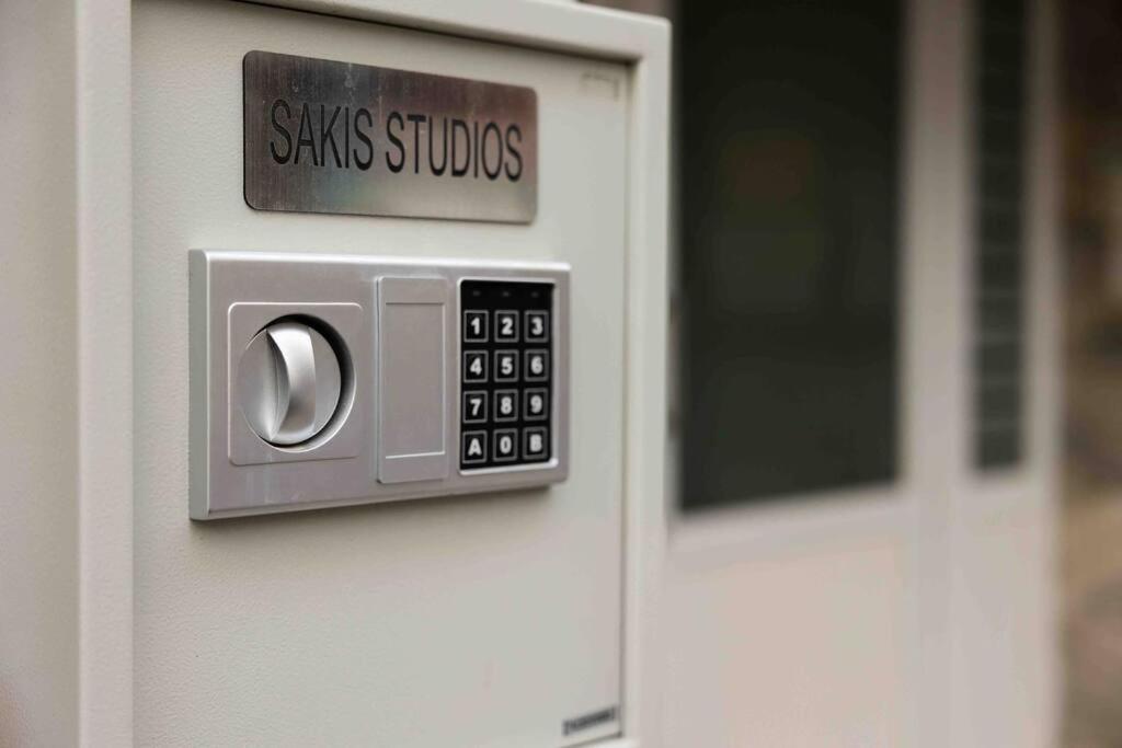 Luxury Studio In Downtown Thessaloniki Exterior photo