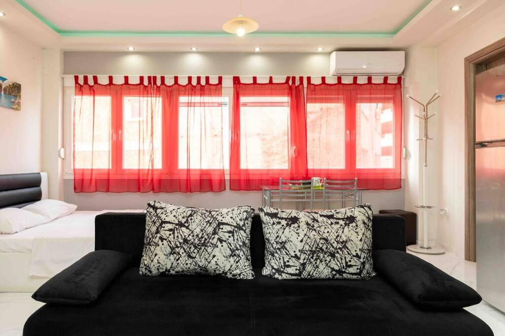 Luxury Studio In Downtown Thessaloniki Exterior photo